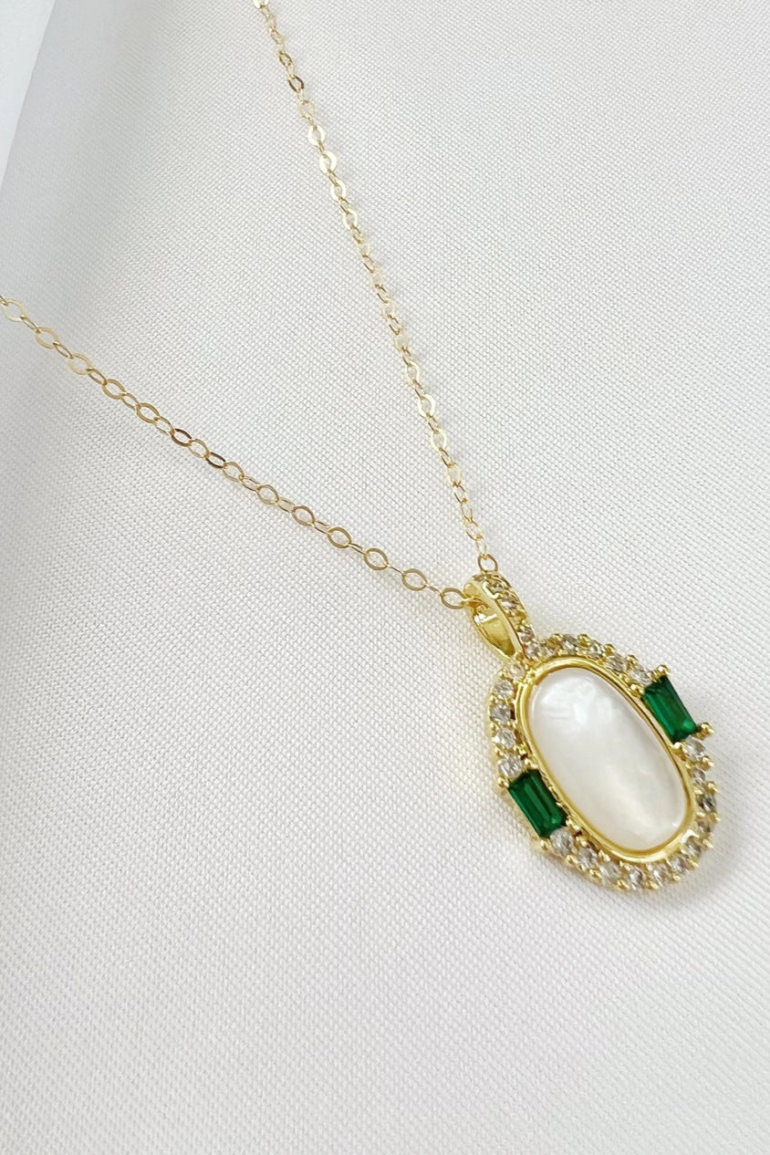 Emerald Bay Mother of Pearl Pendant Necklace