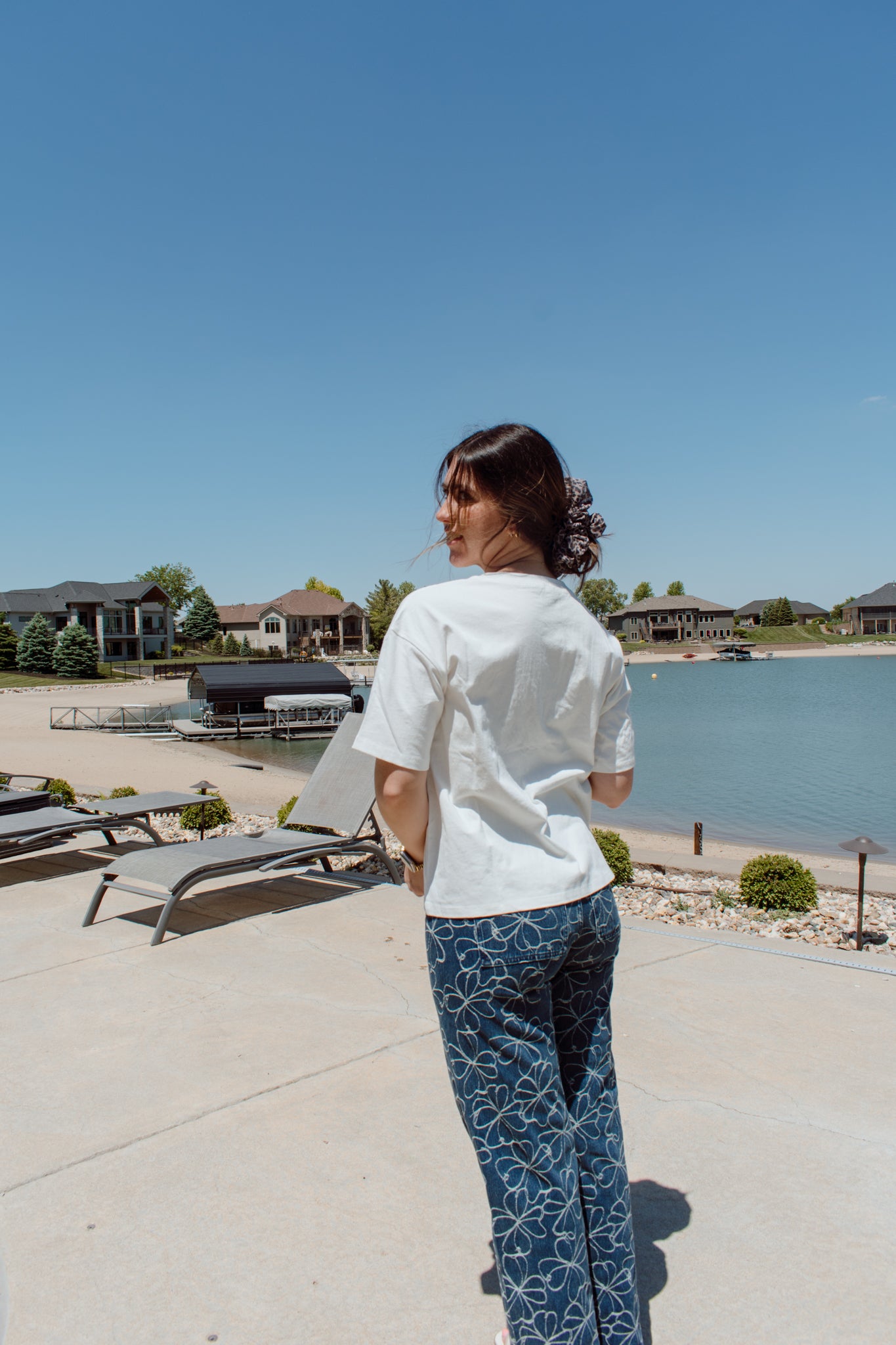 Lonnie Embroidered Jeans