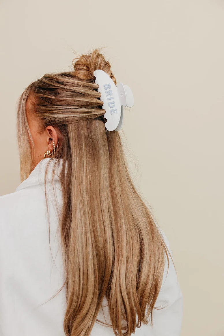 Bride Oversized Claw Clip