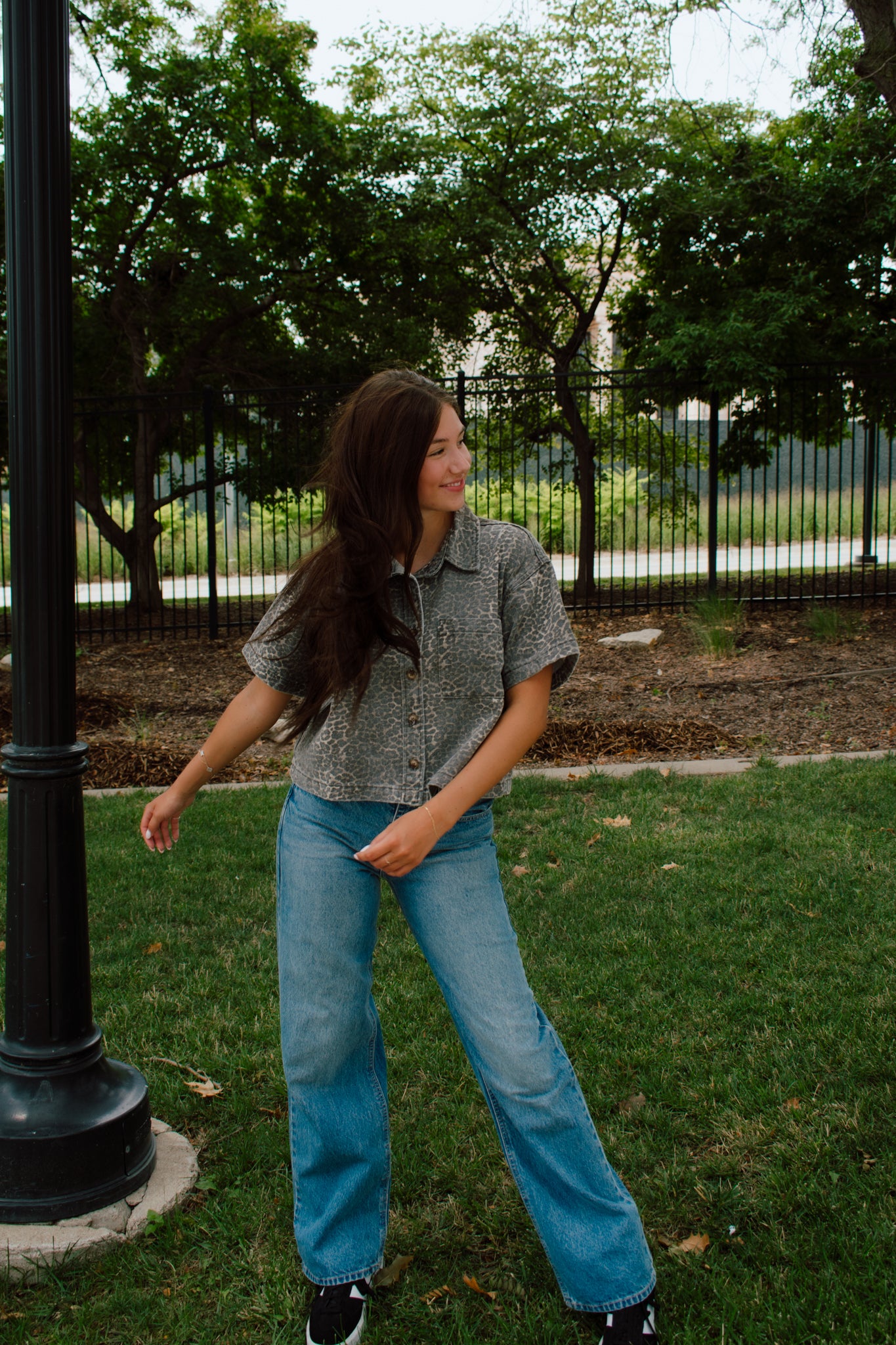 Relaxed Straight Jean | Medium Wash