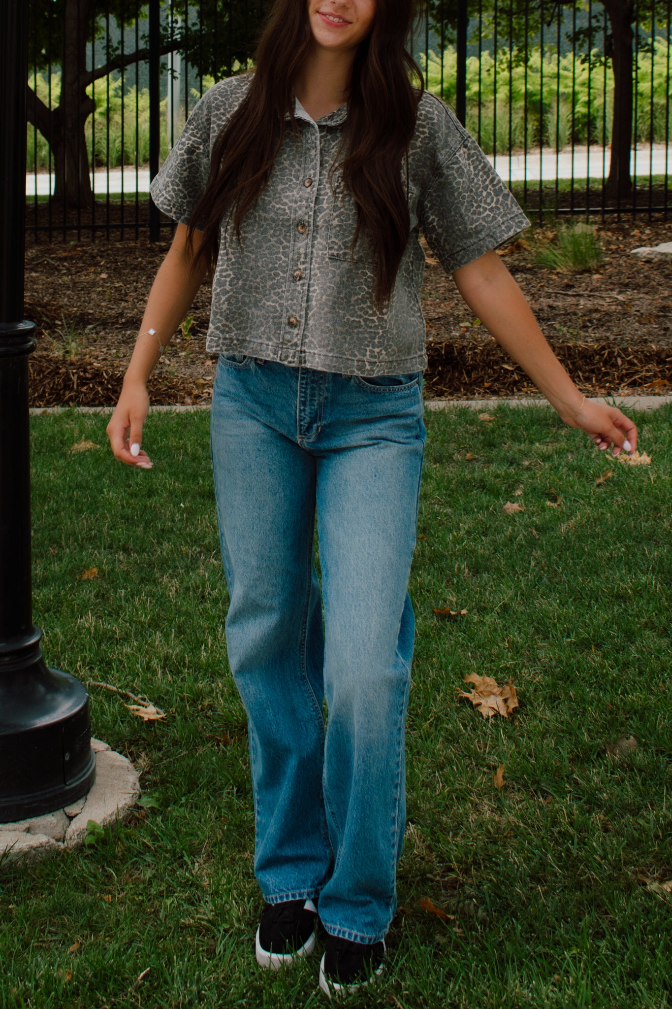 Relaxed Straight Jean | Medium Wash