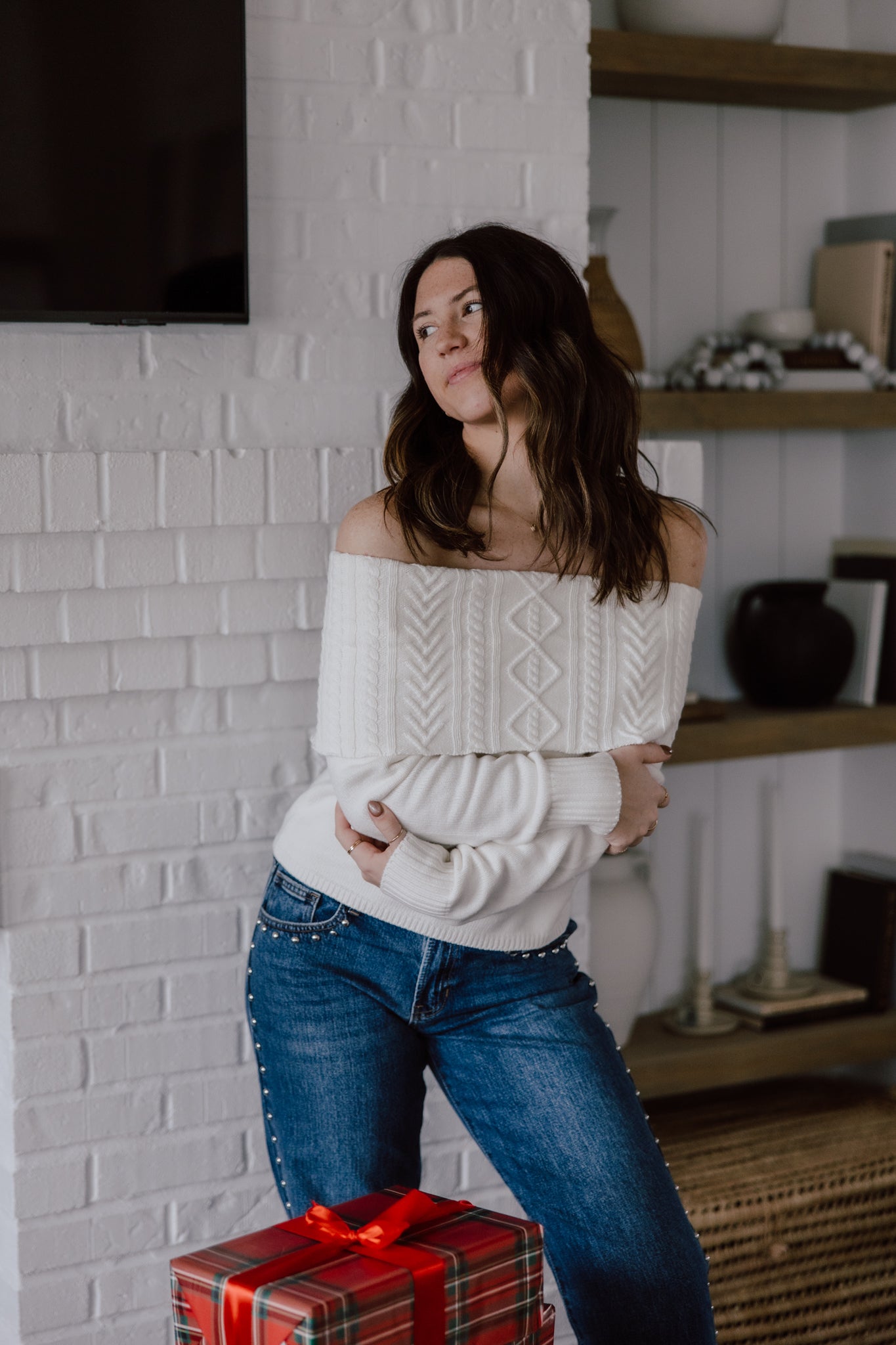 Low Rise Studded Baggy Jeans