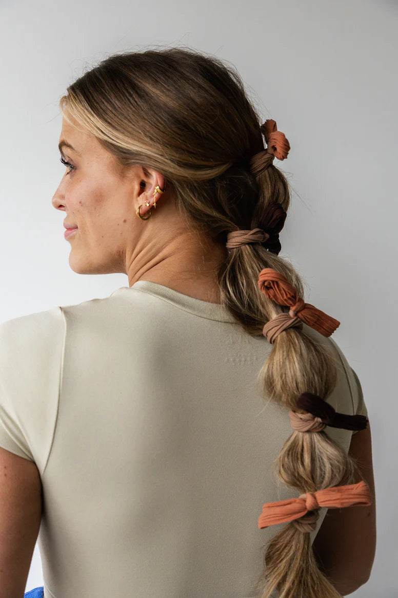 Kaxi Oversized Bow Slick Back Ponytails