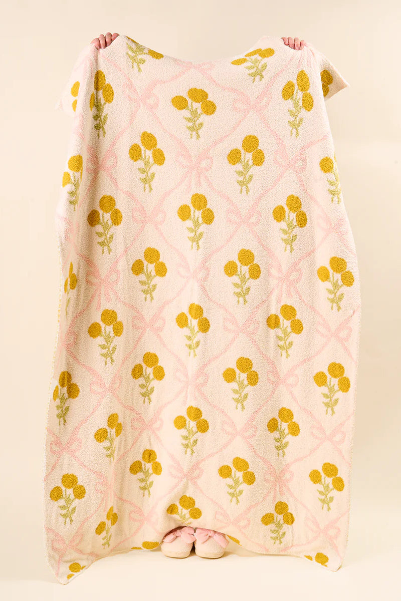 Cozy Dreams Luxe Blanket - Marigold Lane