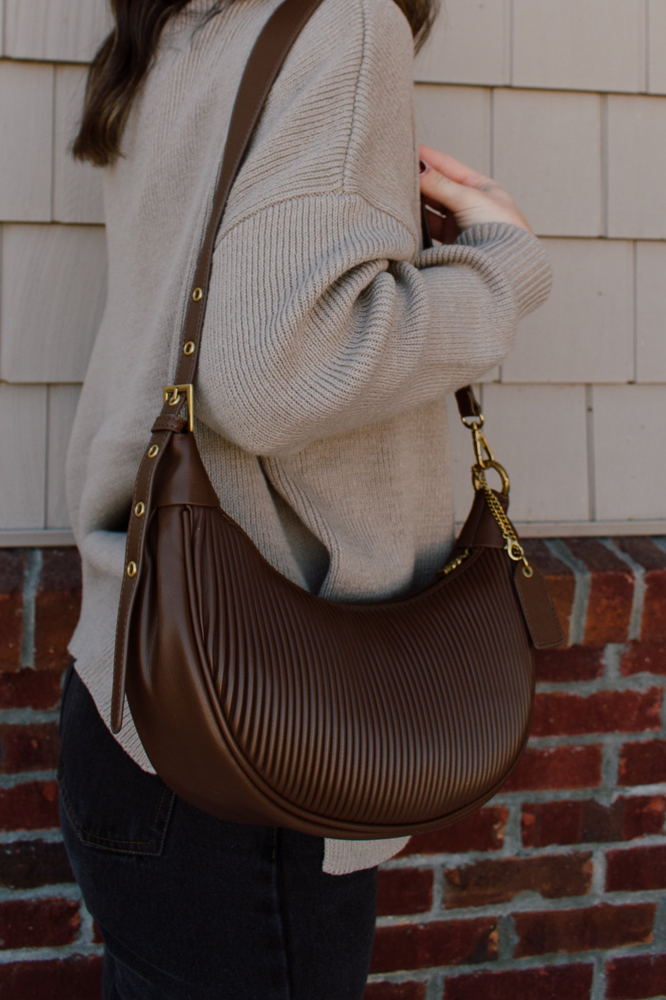 Crescent Pleated Bag | Espresso